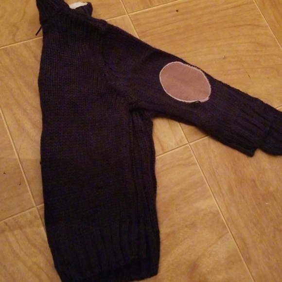Navy sweater w/ tan cord patches - Picture 2 of 2